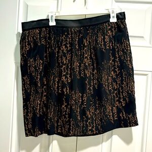 Gap lined skirt with pockets